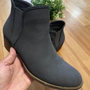 Kensie Ankle Boots